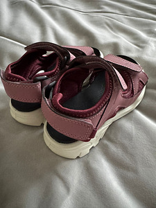 ECCO BIOM RAFT BLUSH/ MORILLO (2 foto / 6)