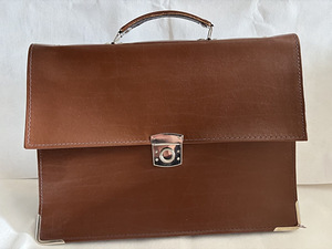 Vintage nahast portfell NSVL / nõukogude diplomaat 1972. a. (1 foto / 6)