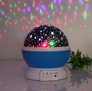 Öölamp-projektor Star master USB / 3xAA (1 foto / 3)