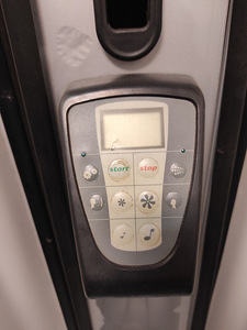 Vertikaalne solaarium SunVision V 250 XXL (3 foto / 5)