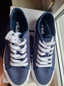 Uued Fila naiste tennised s.40 (2 foto / 3)