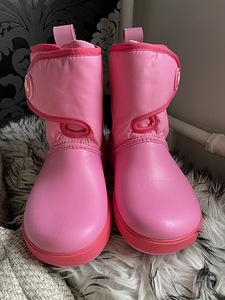 Crocs saapad J2 (33-34) (3 foto / 6)
