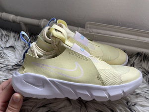 Кроссовки для девочек Nike 34 (1 фото из 8)