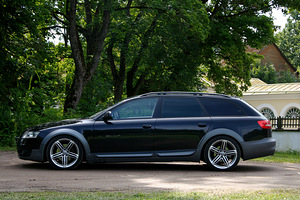 Audi A6 Allroad 2.7 140kw (2 foto / 15)