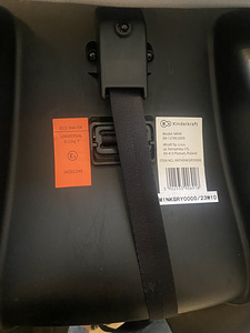 Kinderkraft turvahäll 0-13 kg (2 foto / 2)
