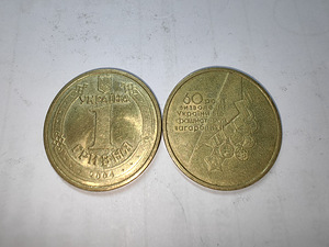 Гривны монеты (8 фото из 10)