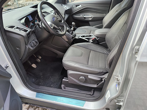 Ford Kuga 2016a. 2.0 bensiin (7 foto / 8)