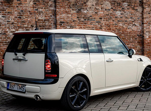 Mini cooper D Clubman (9 фото из 10)