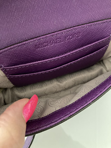 Michael Kors uus super ilus crossbody. (4 foto / 4)