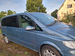 Mercedes Benz Viano (8 foto / 11)