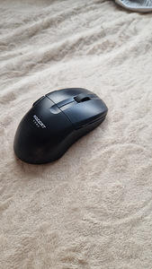 Roccat Kone hiir (2 foto / 3)