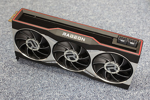 Rx 6800xt референсная модель (2 фото из 2)