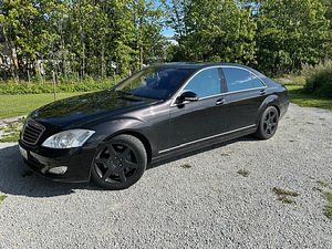 Mercedes-Benz S500 L 4Matic (1 foto / 1)