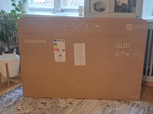 Müüa televiisor Samsung 43",uus, kattekiles. (2 foto / 2)