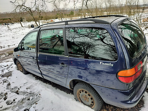VOLKSWAGEN SHARAN (5 фото из 8)