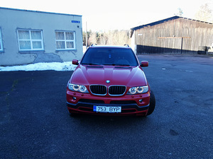 BMW x5 4.8is (7 foto / 13)