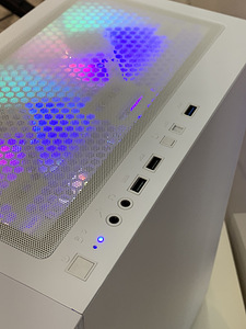 AMD® Gaming PC | Ryzen 3600 | RX5500XT | 16GB 3600mhz | (5 foto / 5)