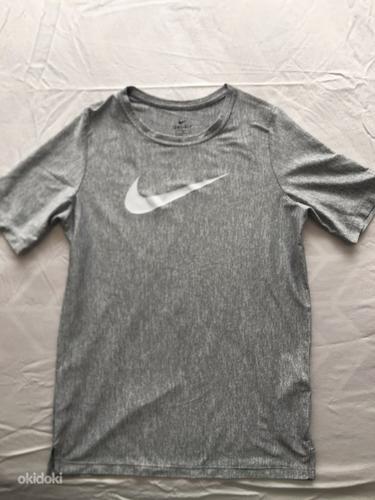 Nike спортивная блузка 158 см (фото #1)
