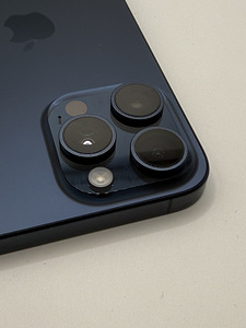 iPhone 15 Pro Max 256 Gb Blue Titanium (8 фото из 9)