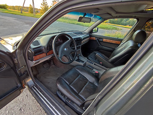 2x BMW e32 730iA m30b30 (6 фото из 13)
