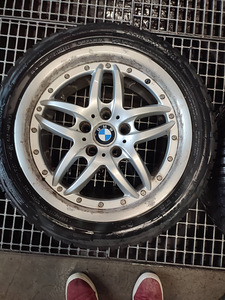 5x120 17'' BMW valuveljed + korralik lamellrehv (5 foto / 8)