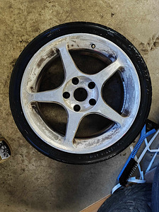 Легкосплавные диски BMW 18" + летние шины (3 фото из 4)