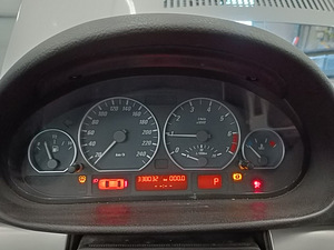 BMW e46 coupe 330ci 170kw (6 foto / 6)