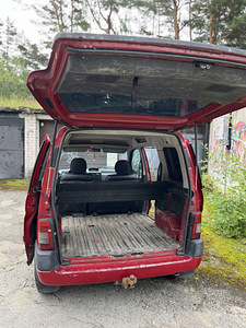 П: Citroen Berlingo (7 фото из 14)
