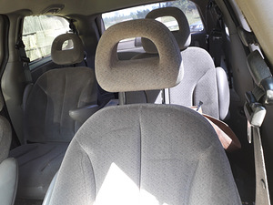 CHRYSLER GRAND VOYAGER (9 foto / 9)