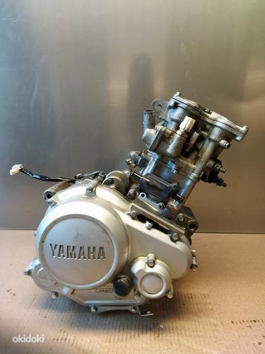 Yamaha YZF-R 125 2010 (foto #1)