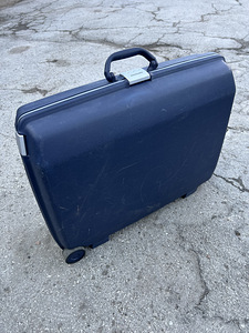 Чемодан Samsonite (2 фото из 8)