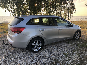 KIA CEE'D SPORTSWAGON 1.6 GDi (84.600km) (4 foto / 10)