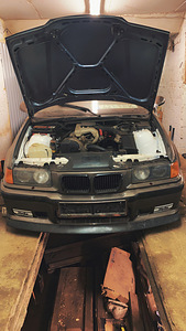 BMW 318i 1.8 83kw E36 (7 foto / 9)