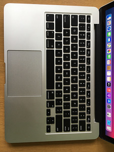 MacBook Pro Retina 13 (Mid 2014 3GHz i7 16GB RAM 1TB SSD) (6 foto / 9)