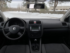 VW GOLF 5 1.9 77kw (6 foto / 7)