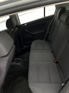 VW GOLF 5 1.9 77kw (7 foto / 7)