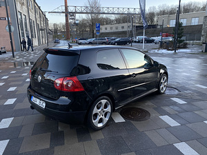 VW Golf 5 GTI 2.0 147kw (4 foto / 11)