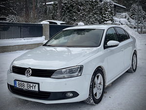Volkswagen Jetta 2014a (7 foto / 10)