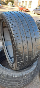 ЛЕТНИЕ ШИНЫ PIRELLI 285 35 R20 (1 фото из 2)