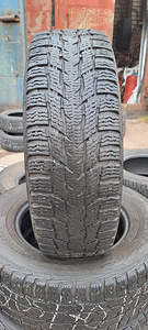 KAUBIKU TALVEREHVID NOKIAN 205 70 15c (2 foto / 2)