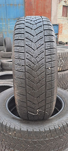 TALVEREHVID GOODYEAR 215 65 17 (1 foto / 2)