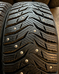 Naastrehvid 205 60 16, Kumho wintercraft ws31, 7-8mm (1 foto / 1)
