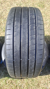 ЛЕТНИЕ ШИНЫ 245 40 R19 GOODYEAR (2 фото из 2)