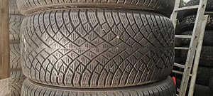 TALVEREHVID NOKIAN 245 40 R20 (3 foto / 6)