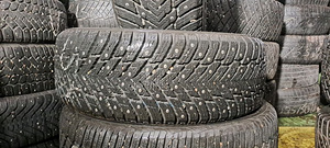 ШИПОВАННЫЕ ШИНЫ / ЗИМНИЕ ШИНЫ / NOKIAN / 205 55 R16 (3 фото из 3)
