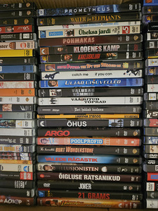 DVD фильмы (4 фото из 5)
