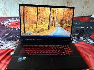 MSI Katana GF76 UC12 i7-12700H NVIDIA GeForce RTX 3050 4 ГБ (1 фото из 5)