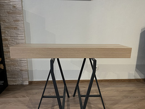 2 настенные полки IKEA / 2 seinariiulid IKEA (1 фото из 3)