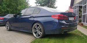 BMW 530 (5 foto / 11)