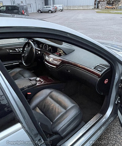 Mercedes s500 Long 320kw Varuosadeks (4 foto / 5)